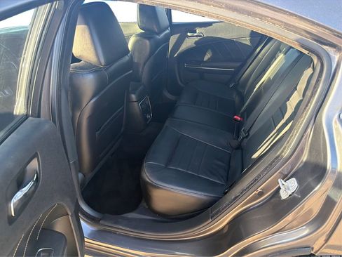 Used 2014 Dodge Charger R/T image 11
