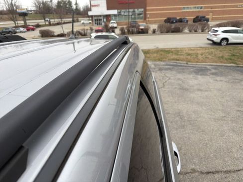 Used 2019 Dodge Journey SE image 18