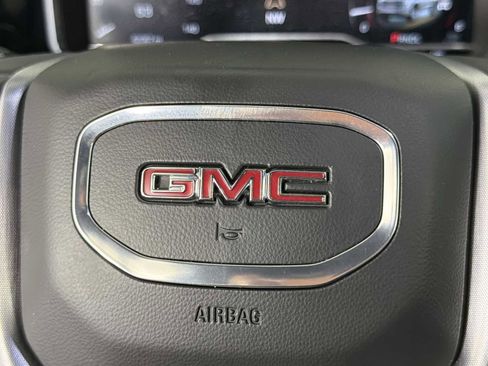 Used 2025 GMC Sierra 1500 SLT AWD/4WD image 22