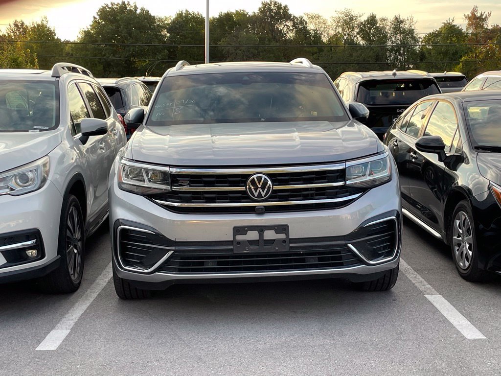 Used 2023 Volkswagen Atlas SEL Premium AWD/4WD image 2