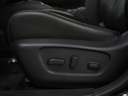 Used 2020 Nissan Rogue SL w/ Premium Package image 22