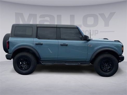 Used 2023 Ford Bronco Wildtrak image 7
