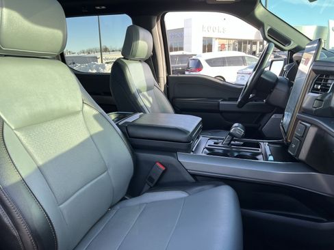 Used 2023 Ford F150 Lightning Lariat w/ Equipment Group 511A High image 27