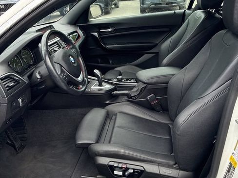 Used 2020 BMW 230i Convertible w/ Convenience Package RWD image 5