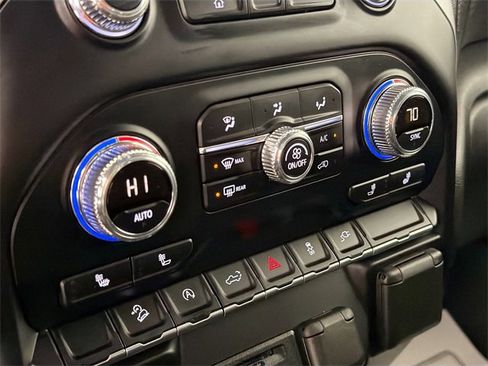 Used 2019 GMC Sierra 1500 SLE image 14