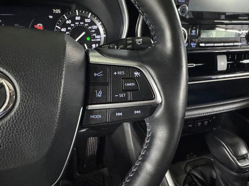 Used 2020 Toyota Highlander Limited AWD/4WD image 34