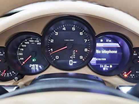 Used 2014 Porsche 911 Carrera RWD image 18