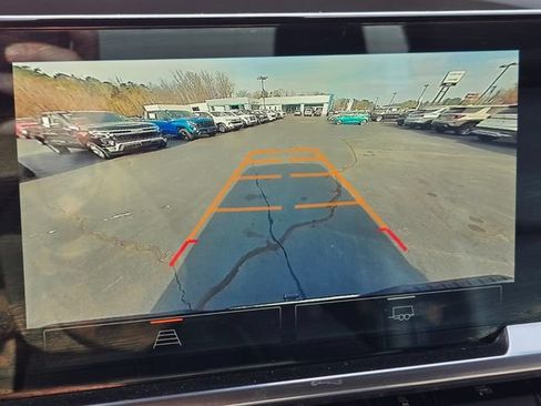 Used 2025 GMC Sierra 1500 SLT AWD/4WD image 31