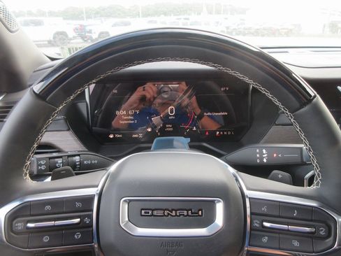 New 2026 GMC Acadia Denali w/ Super Cruise Package image 19