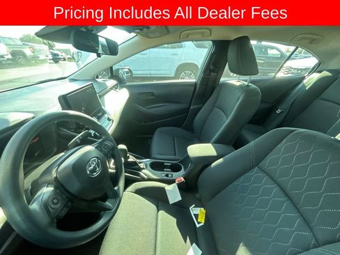 Used 2026 Toyota Corolla LE FWD image 9