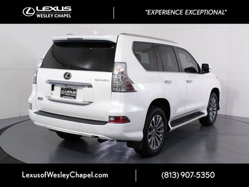 Used 2023 Lexus GX 460 Luxury AWD/4WD image 4
