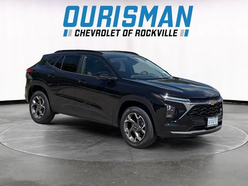 New 2026 Chevrolet Trax LT FWD image 1