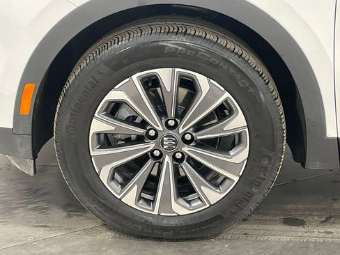 Used 2025 Buick Envision Preferred image 35