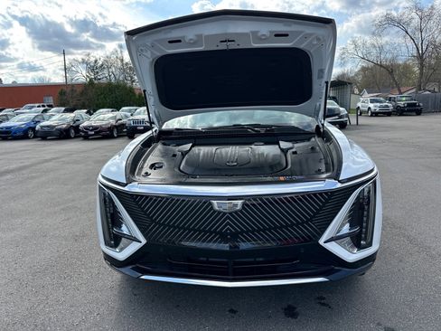 Used 2024 Cadillac Lyriq Luxury w/ LPO, Floor Liner Package image 15