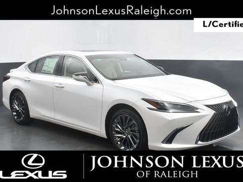 Certified 2025 Lexus ES 300h Ultra Luxury w/ Accessory Package (Z2) image 3