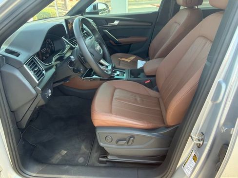 Used 2023 Audi Q5 2.0T Premium Plus w/ Premium Plus Package AWD/4WD image 8