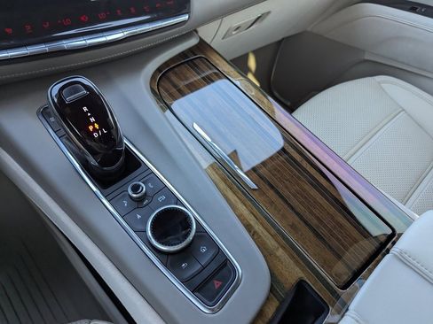 Certified 2023 Cadillac Escalade ESV Sport Platinum w/ LPO, ONYX Package image 13