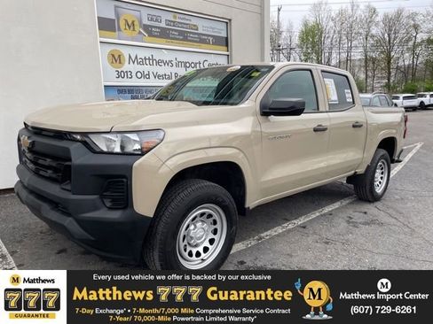 Used 2023 Chevrolet Colorado W/T RWD image 1