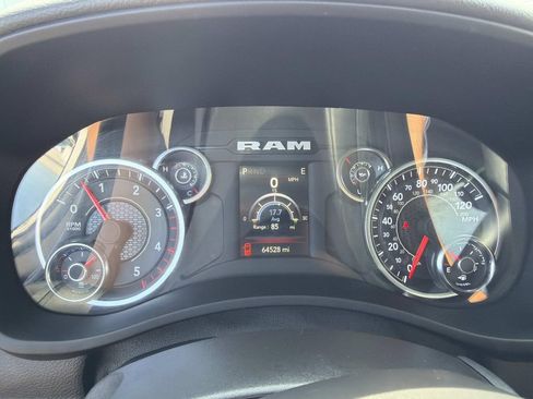 Used 2024 RAM 3500 Big Horn AWD/4WD image 27