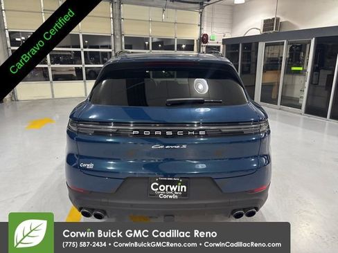 Used 2024 Porsche Cayenne S AWD/4WD image 6