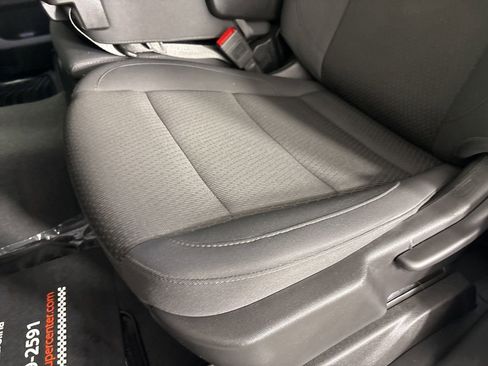 Used 2025 Chevrolet Silverado 2500 Custom image 12