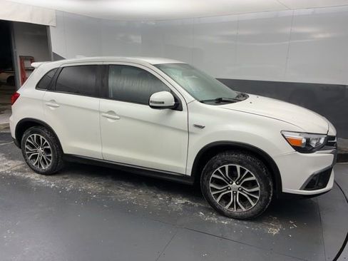 Used 2019 Mitsubishi Outlander Sport ES image 6