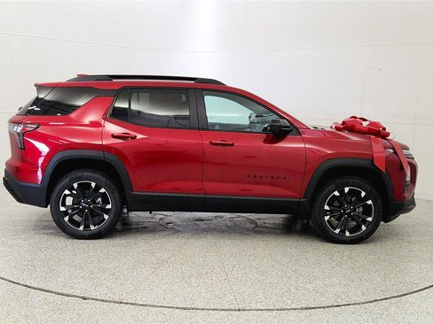 New 2026 Chevrolet Equinox RS w/ Safety and Technology Package FWD image 8