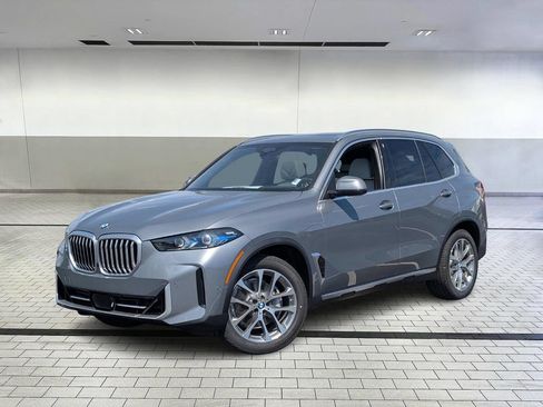 Certified 2026 BMW X5 xDrive40i AWD/4WD image 2