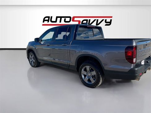 Used 2025 Honda Ridgeline TrailSport image 5