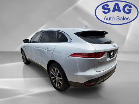 Used 2017 Jaguar F-PACE Prestige AWD/4WD image 3