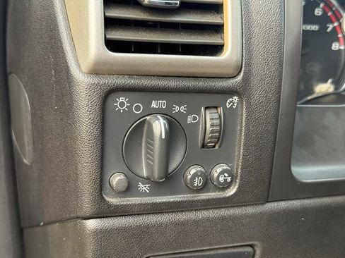 Used 2007 Chevrolet Colorado LT w/ LT Preferred Equipment Group AWD/4WD image 17