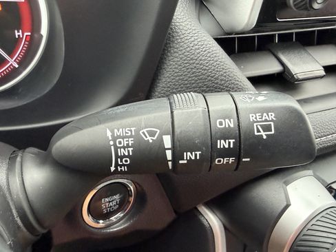 Used 2025 Toyota RAV4 XLE w/ Convenience Package AWD/4WD image 28