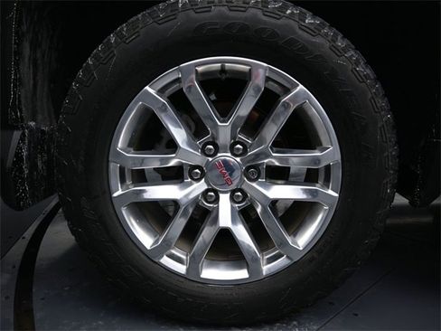 Used 2022 GMC Sierra 1500 SLT image 9