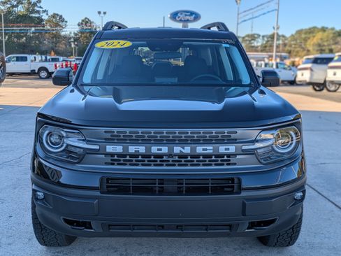 Used 2024 Ford Bronco Sport Badlands image 3