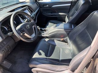Used 2015 Toyota Highlander XLE video 4