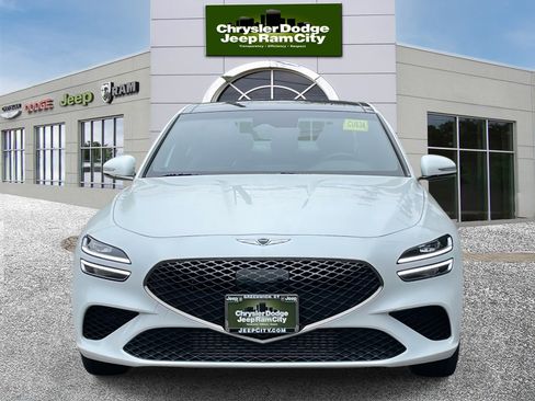 Used 2024 Genesis G70 3.3T Advanced image 2
