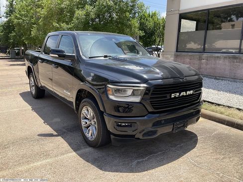 Used 2022 RAM 1500 Laramie w/ Sport Appearance Package AWD/4WD image 6