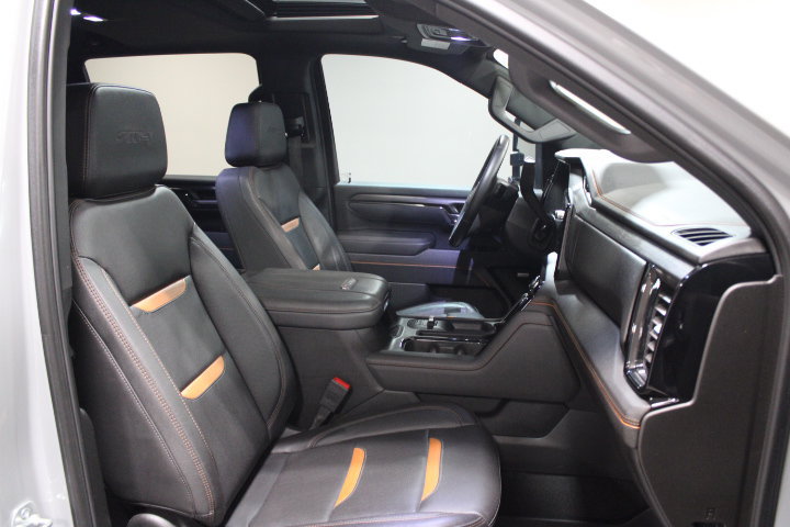 Used 2025 GMC Sierra 2500 AT4 w/ AT4 Premium Plus Package AWD/4WD image 26