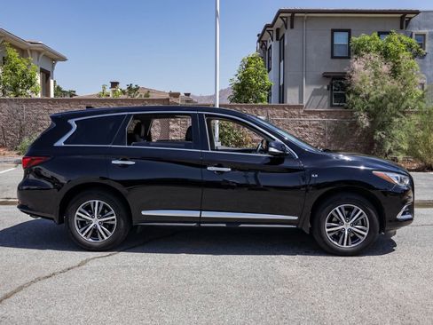 Used 2020 INFINITI QX60 Pure FWD image 3