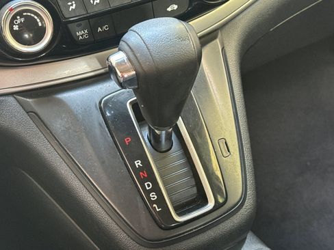 Used 2015 Honda CR-V LX image 16