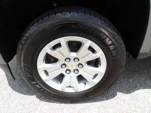 Used 2022 Chevrolet Colorado LT w/ Fleet Safety Package image 43