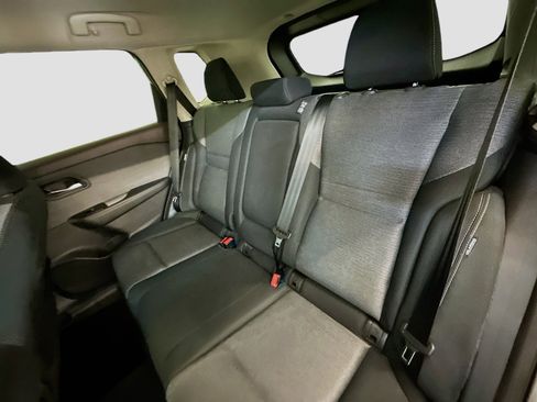 Used 2023 Nissan Rogue SV image 28