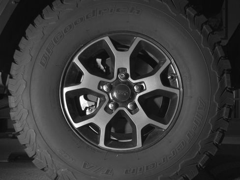Used 2018 Jeep Wrangler Unlimited Rubicon AWD/4WD image 12