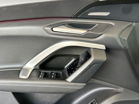 New 2025 Audi Q5 Premium Plus image 10