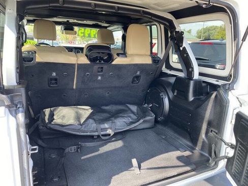 Used 2019 Jeep Wrangler Unlimited Sahara w/ Advanced Safety Group image 6