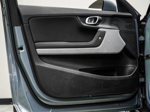 Used 2021 Polestar Polestar 2 Launch Edition w/ Performance Package image 33