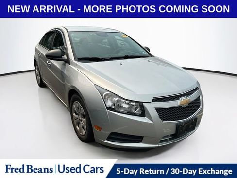 Used 2014 Chevrolet Cruze LS FWD image 5