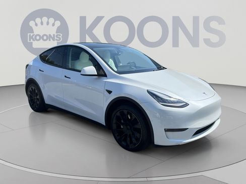 Used 2021 Tesla Model Y Long Range AWD/4WD image 10