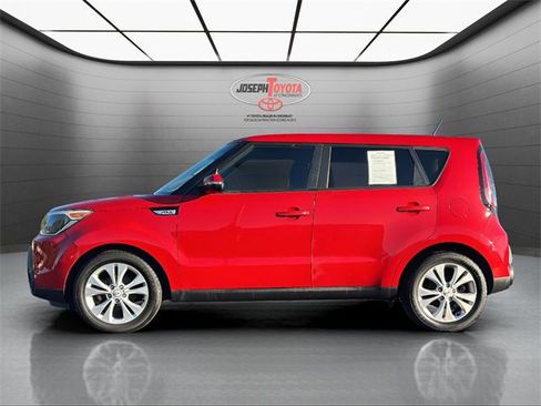 Used 2014 Kia Soul + image 2