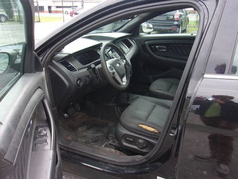 Used 2016 Ford Taurus Police Interceptor AWD image 9